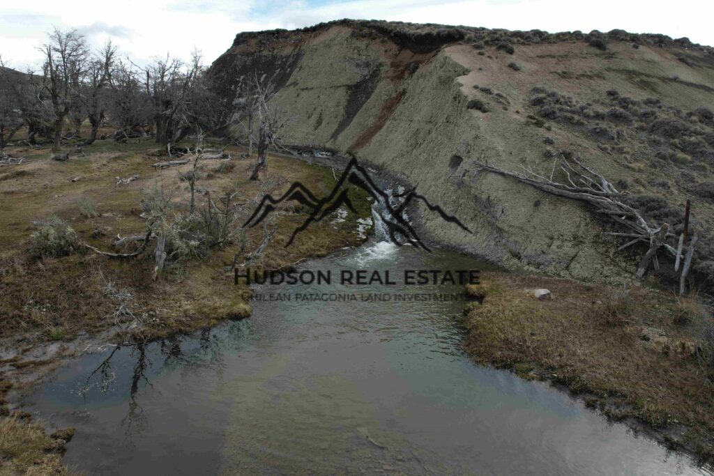 Patagonia ranch property near Balmaceda Airport and Coyhaique